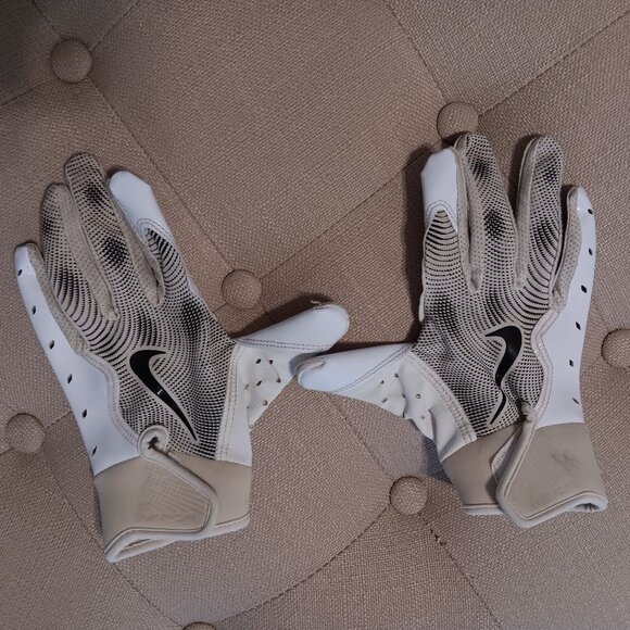 Nike Vapor Jet football gloves size youth small - Picture 2 of 3